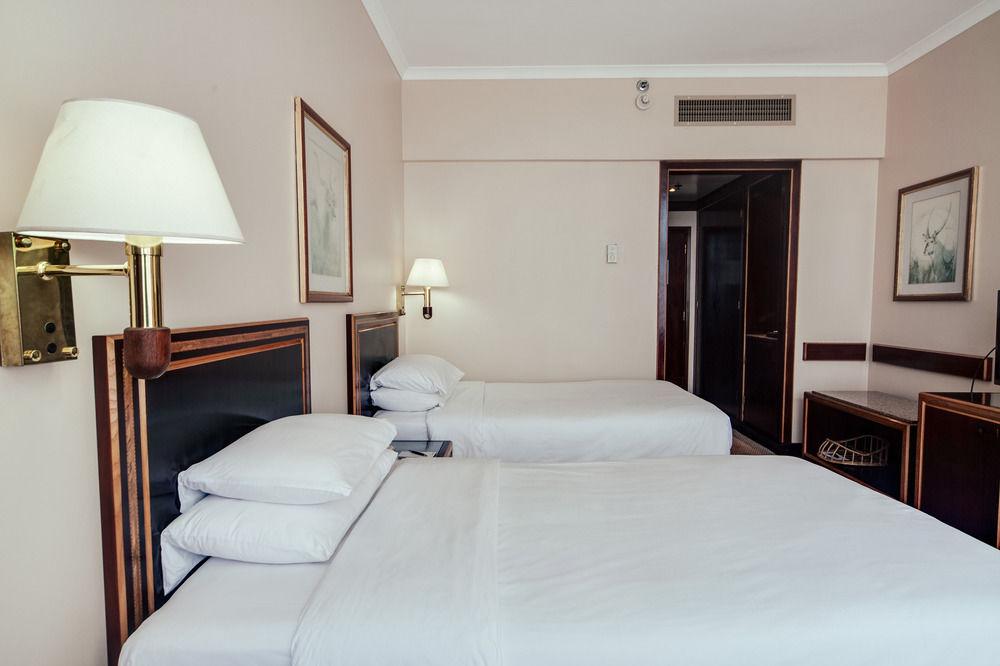 Sheraton Kampala Hotel Εξωτερικό φωτογραφία